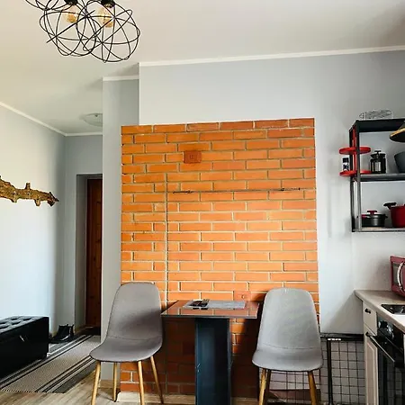 Maria Roomassaare * Kuressaare