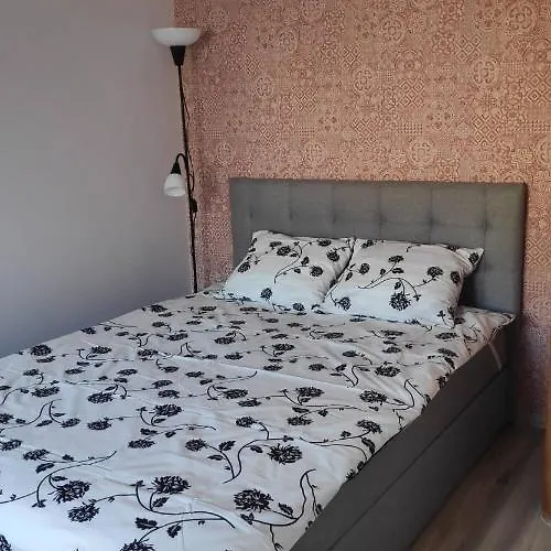 Maria Roomassaare Kuressaare