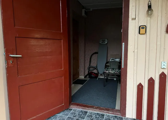 Maria Roomassaare Kuressaare